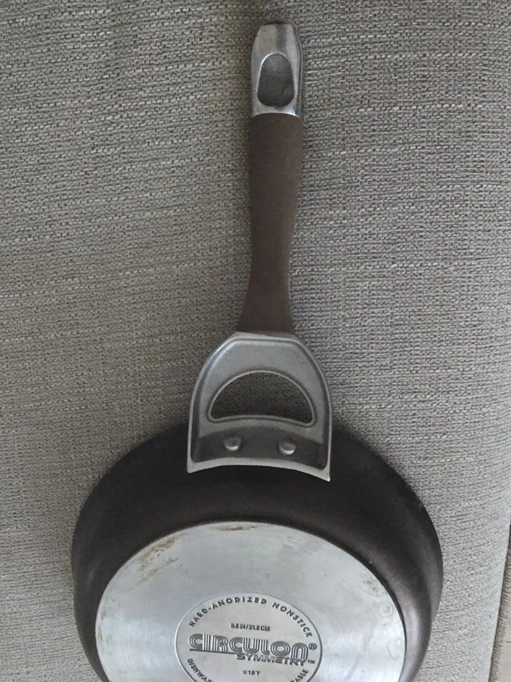 Circulon Symmetry Hard-Anodized Nonstick Frying Pan, 8.5-Inch, Brown lot of 2